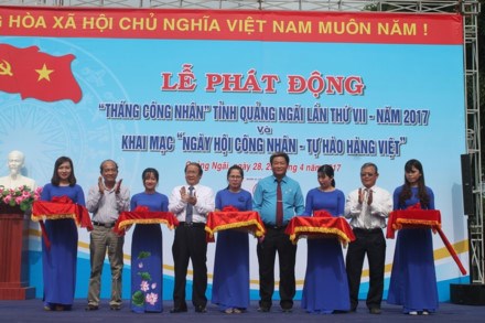 Tổ chức Công đoàn các cấp đẩy mạnh các hoạt động chăm lo cho người lao động (06/5/2017)